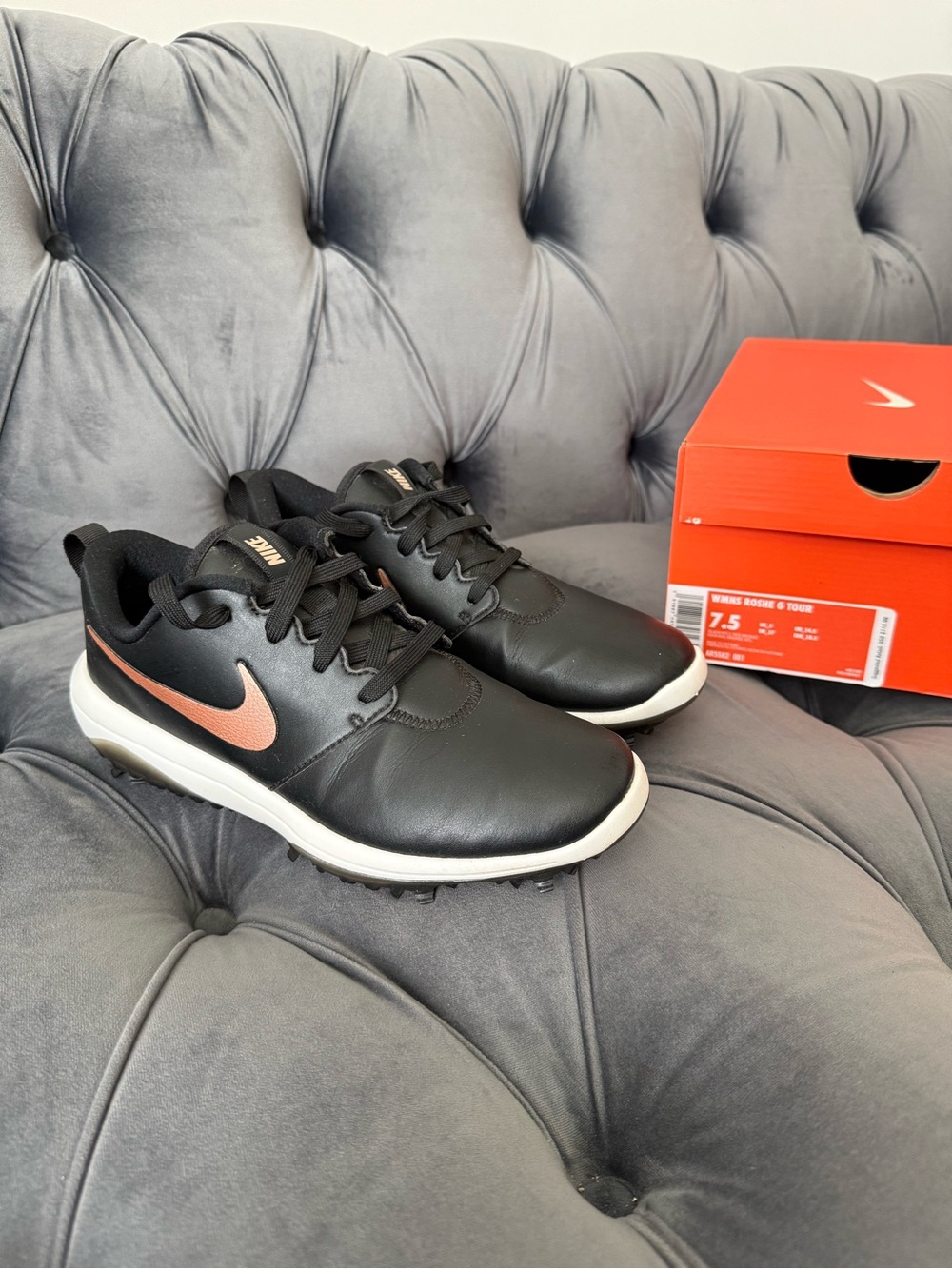 Nike Roshe G Tour Women's Golf Shoes Size 7,5  Black Leather Sneakers AR5582-001